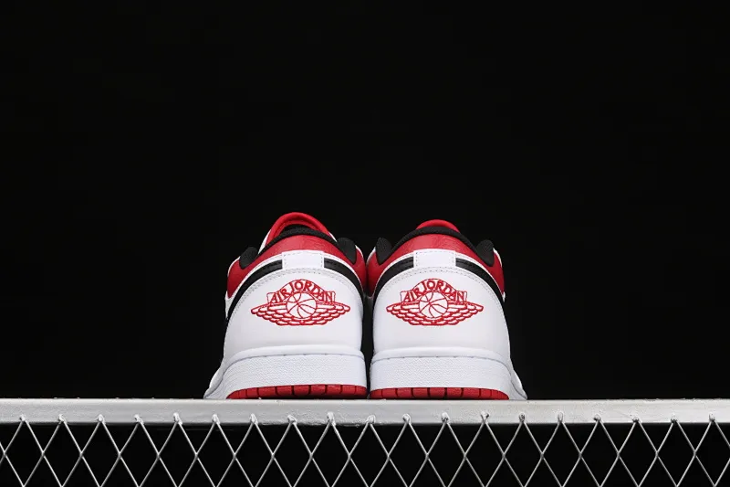 All categories Air Jordan Jordan series basketball shoes Air Jordan 1 Low G version pure original Air Jordan 1 Low AJ1 Joe 1 white black red cultural and leisure sports sneakers 553558-118